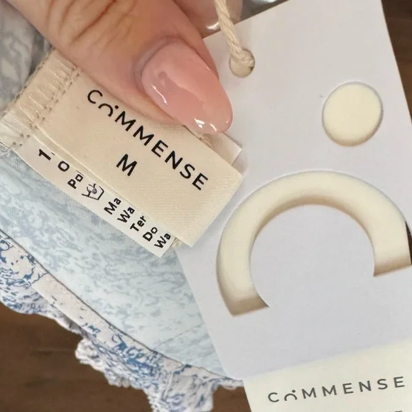 Commense Coquette Top - Picture 3 of 3